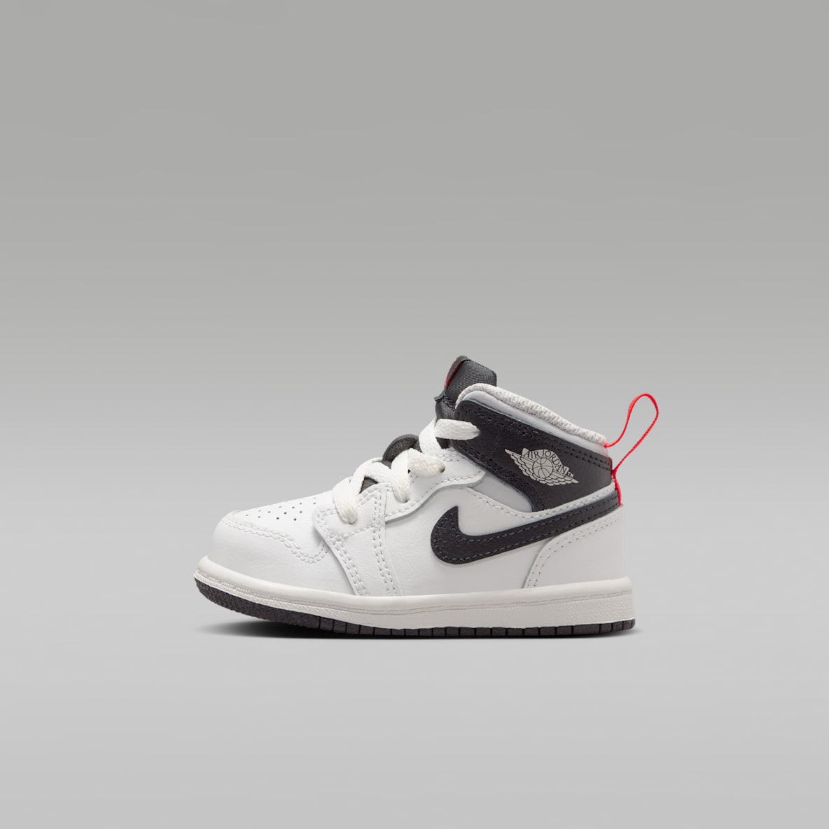 NIKE公式】 ジョーダン 1 ミッドカット シューズ【ナイキ公式通販】